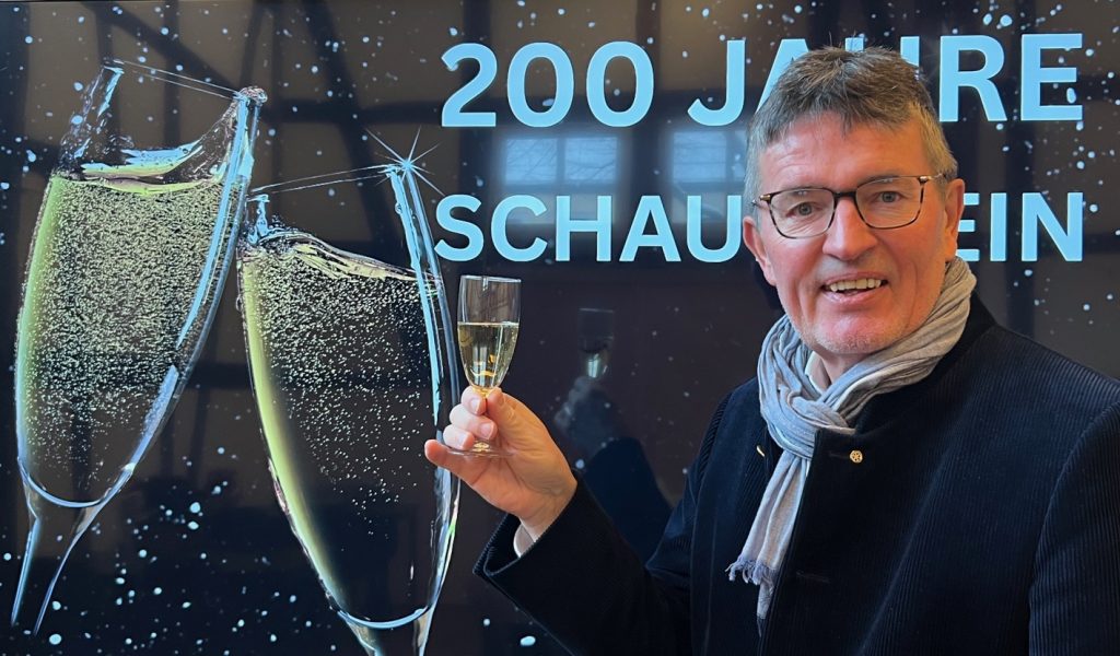 Prickelnder Vortrag zu 200 Jahre Schaumwein-Produktion in Deutschland von Robert Eberle.