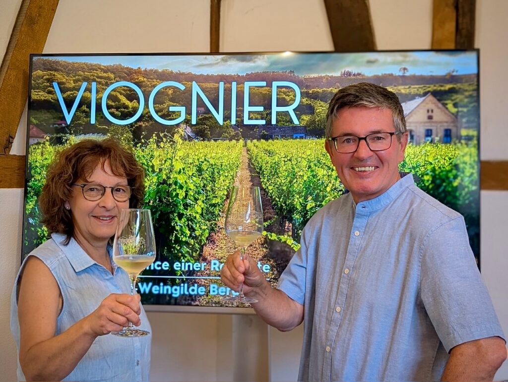 Cornelia und Robert Eberle führten die eindrucksvolle Entdeckungsreise - mit neun Weinen von der Bergstraße bis nach Südamerika (Uruguay).